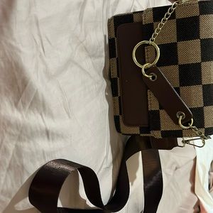 Ivy and Taylor purse